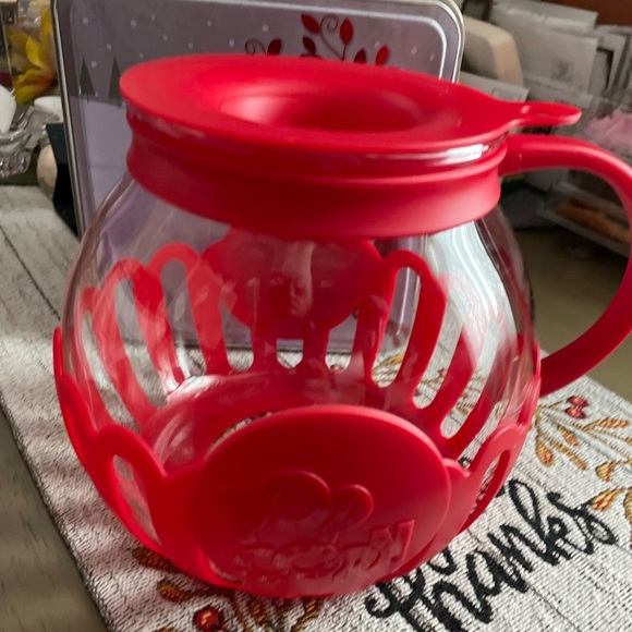 Glass microwave popcorn popper , gently used if used at all , holds a large bowl - Picture 3 of 4